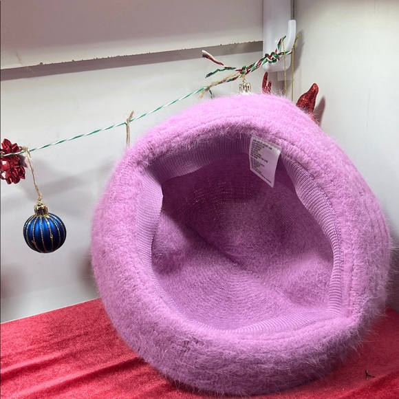 Elegant Pink Women's Hat - Picture 2 of 4